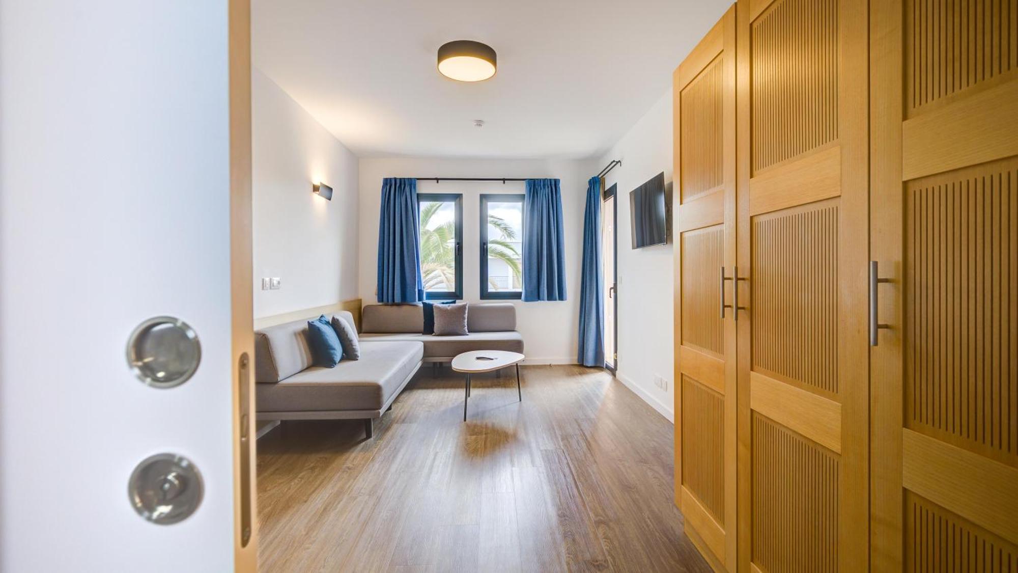 One-Bedroom Apartment Ocean View