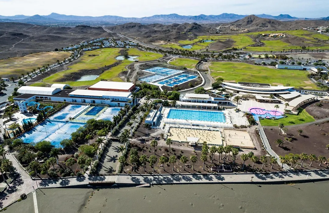 Playitas Aparthotel - Sports Resort-1
